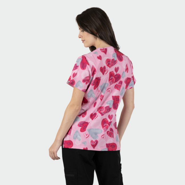 405482-isabella-love-is-in-the-air-3